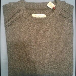 Tommy Bahama Men’s Long Sleeve Crew Neck Sweater